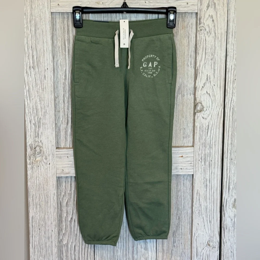 GAP Kids Green Jogger Pants sz 6/7 NWT